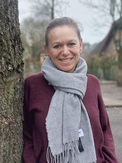 larissa_marks.jpg larissa_marks.jpg